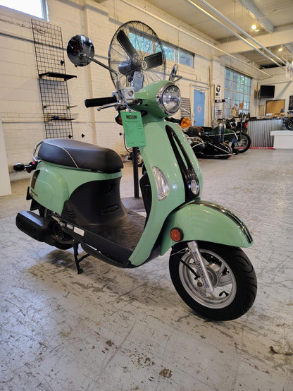 2018 KYMCO Compagno 110i scooter, front side view
