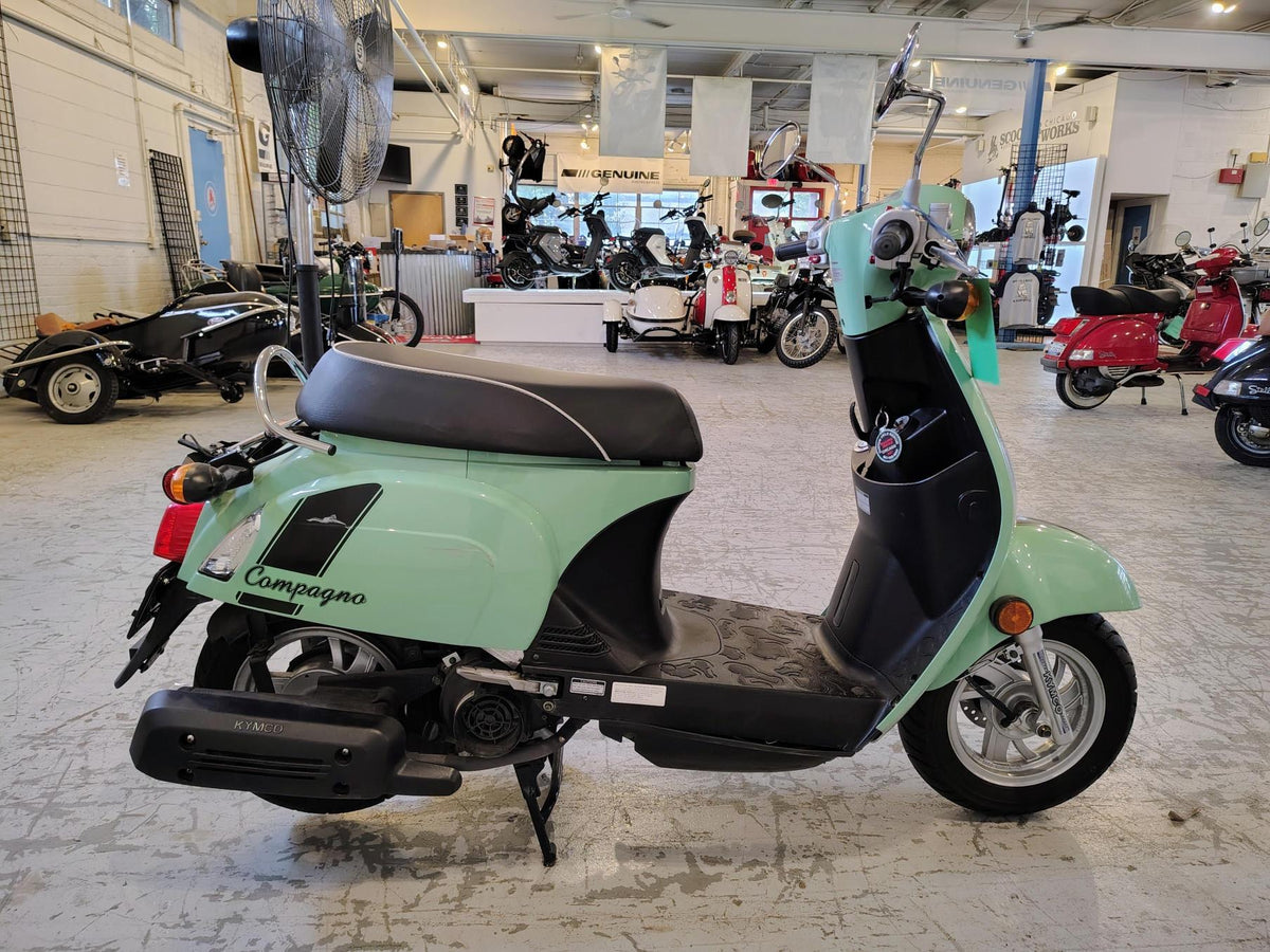 2018 KYMCO Compagno 110i scooter, side view