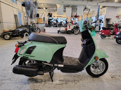 2018 KYMCO Compagno 110i scooter, side view